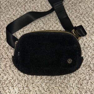 Lululemon belt bag